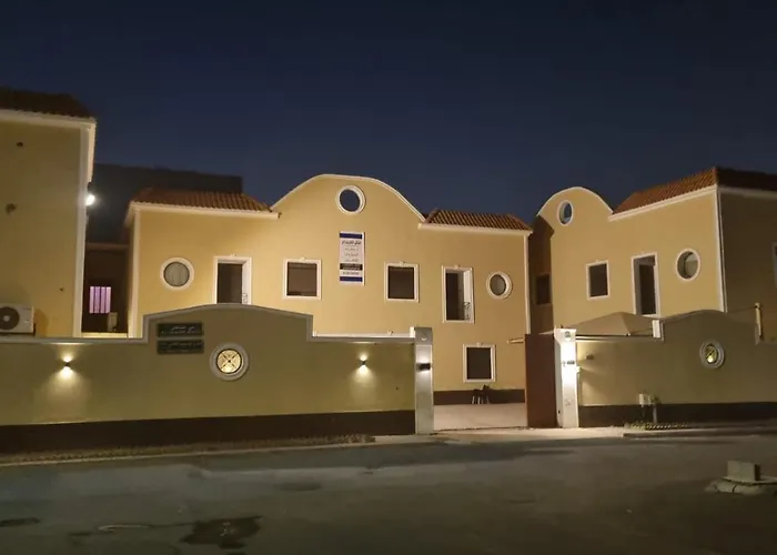 وحدات الشاطئ المفروشة