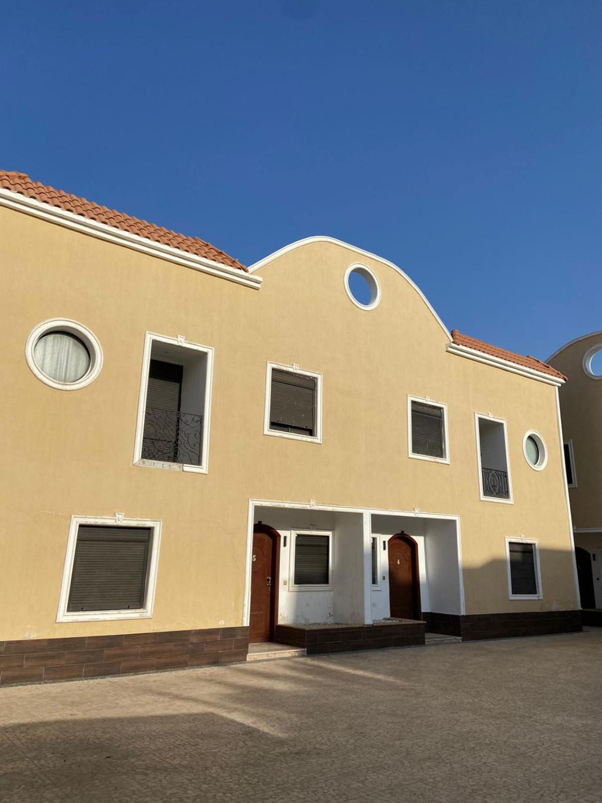 Apartment وحدات الشاطئ المفروشة *